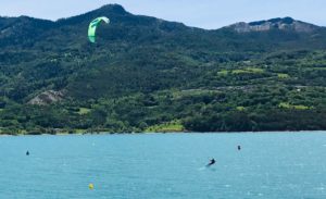 Kitesurf lac de serre-poncon